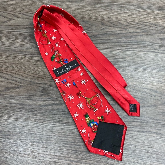 Nicole Miller Red Christmas Reindeer Pattern Tie - Picture 2 of 4